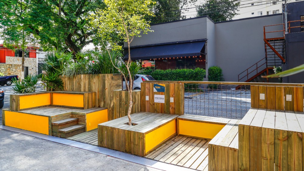  - Parklets and Free Wi-fi in the city - 6