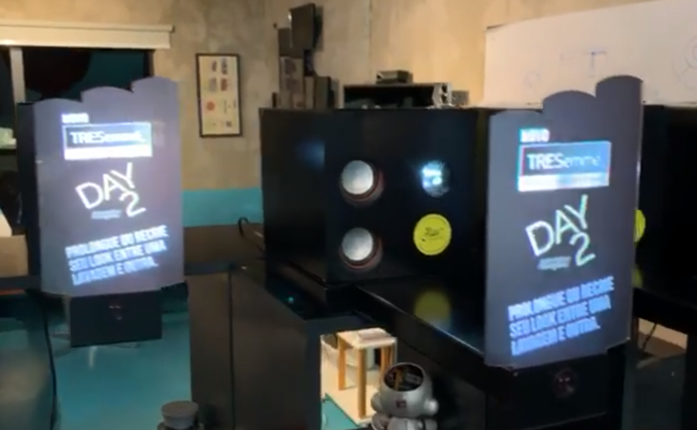 TRESemmé - Holographic Shelf for TRESemmé - 2