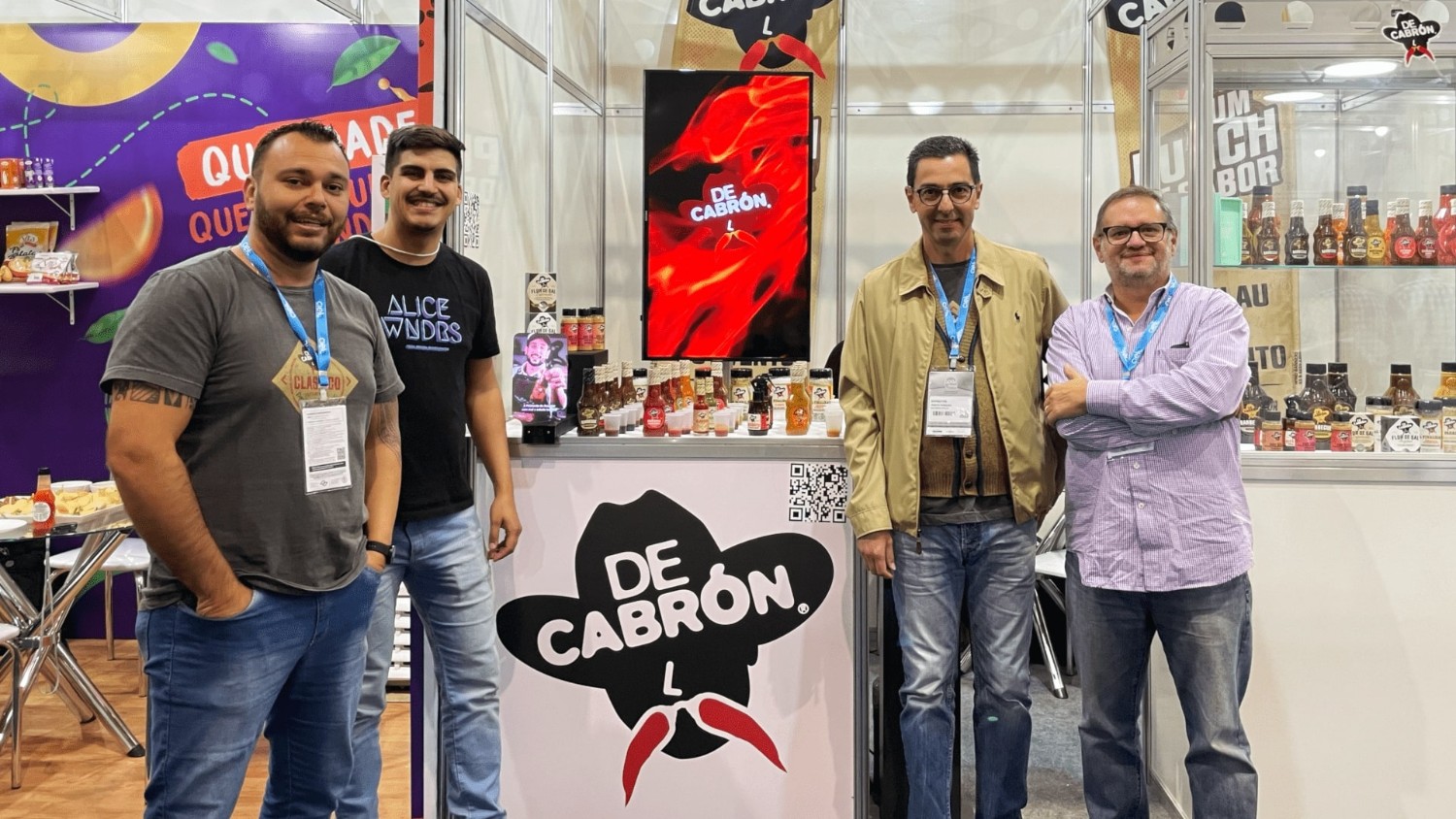  - Alice Wonders at APAS Show 2022 - 2