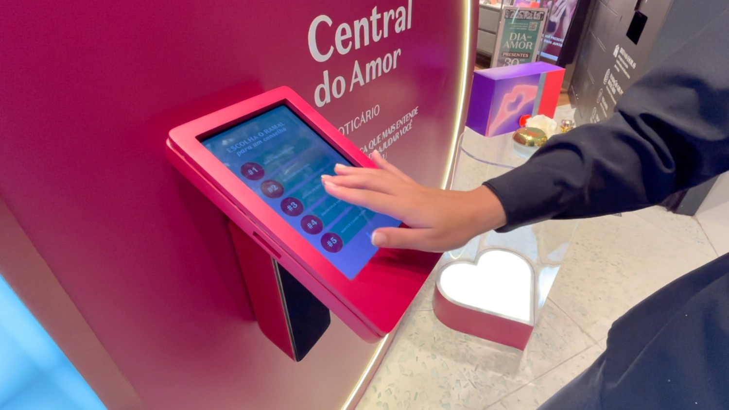 Grupo O Boticário  - WhiteBox: Valentine's Day  - 4